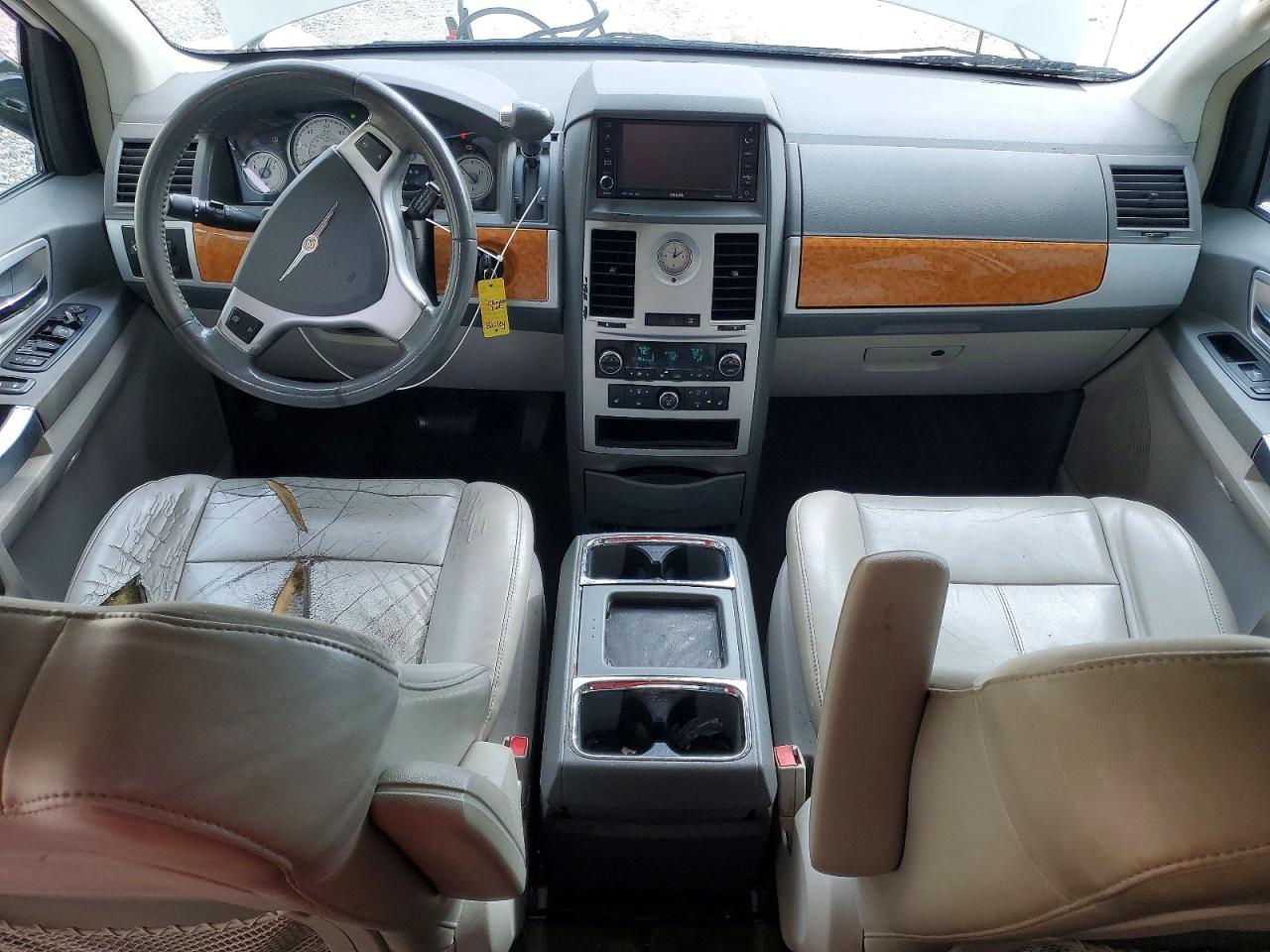 2010 CHRYSLER TOWN & COUNTRY LIMITED photo 15