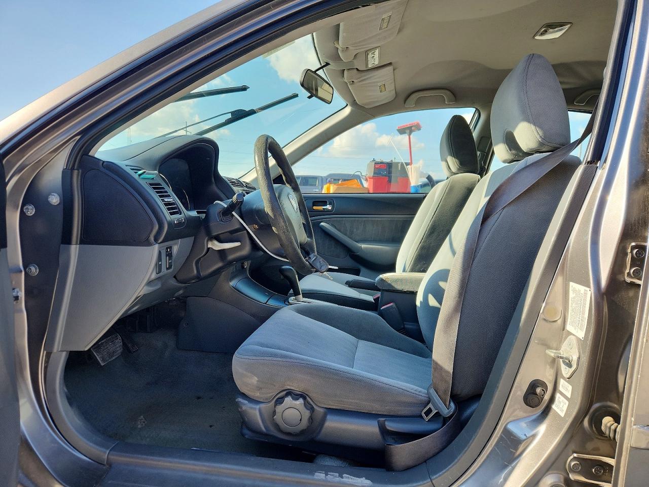 2004 HONDA CIVIC LX photo 13