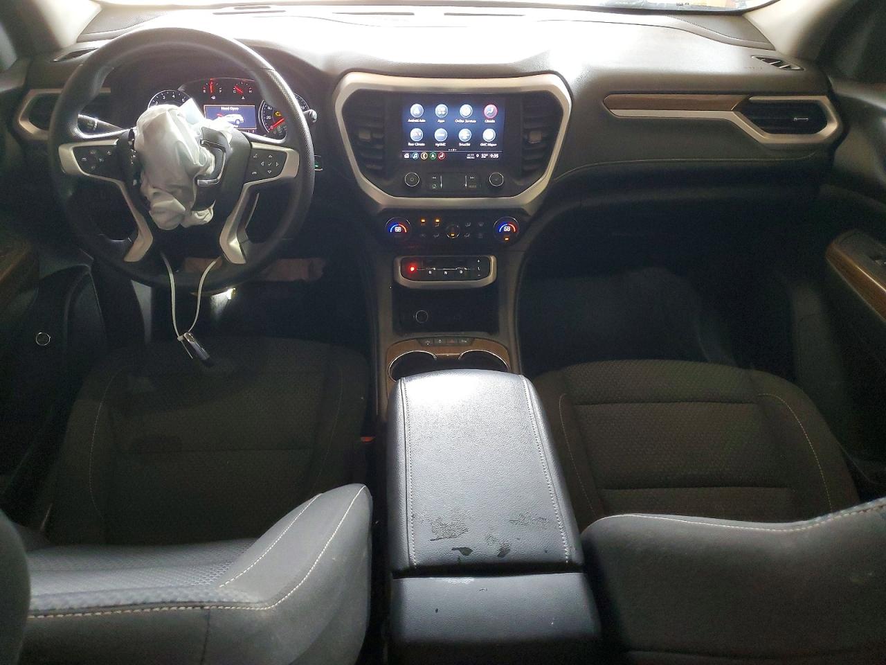 2023 GMC ACADIA SLE photo 8