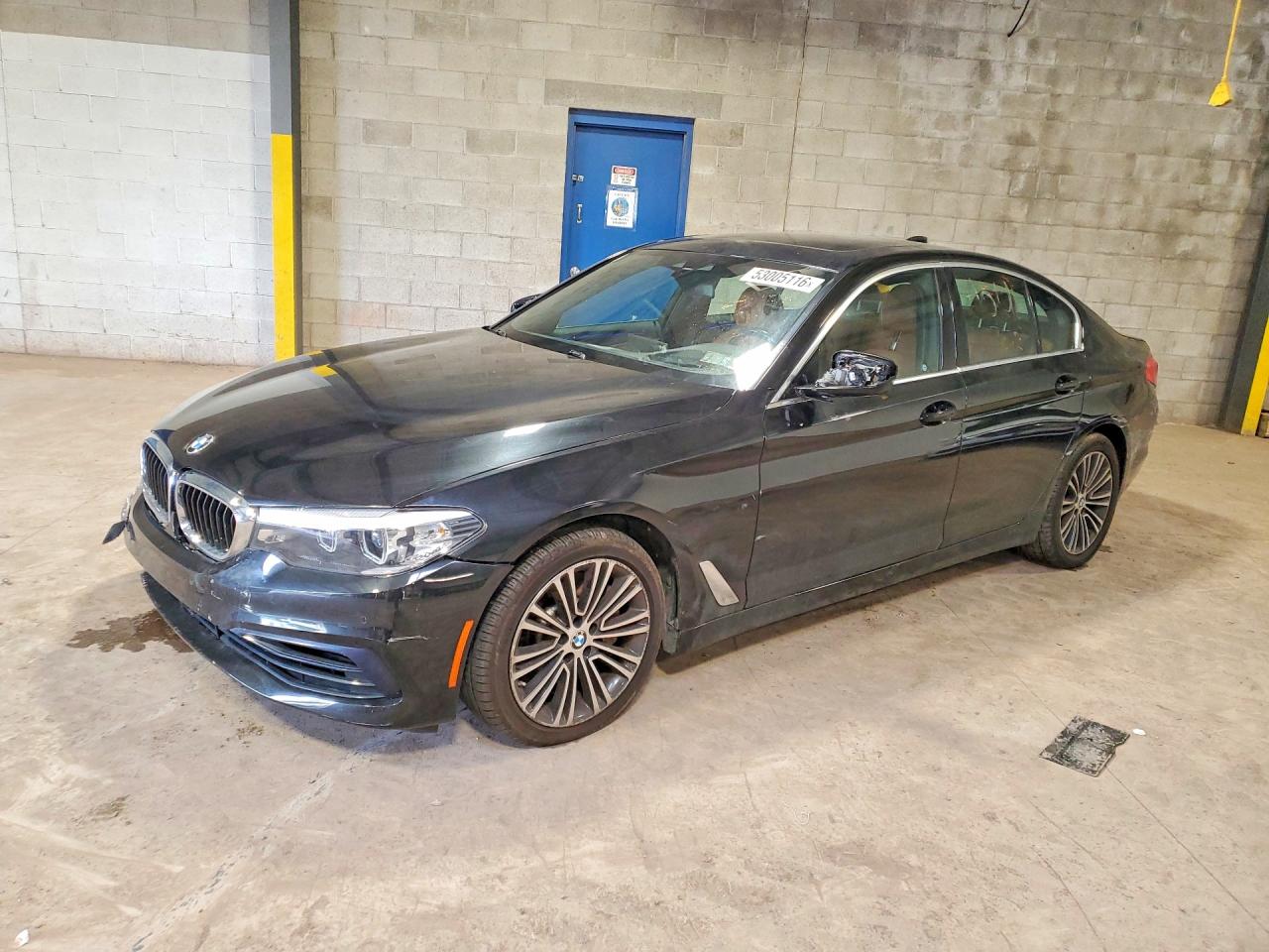 2019 BMW 530