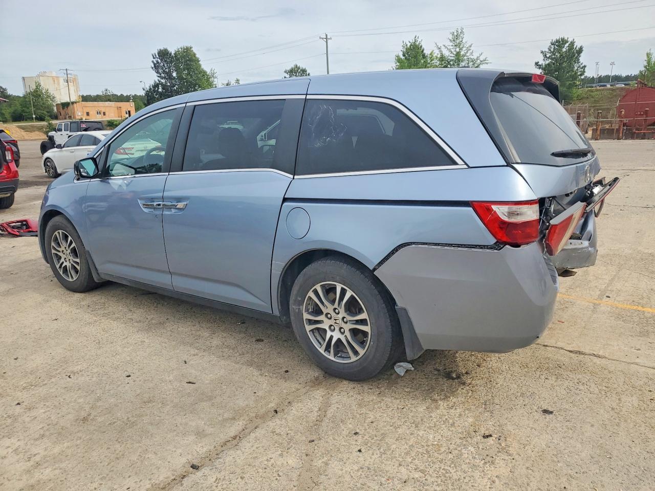 2013 HONDA ODYSSEY EXL photo 3