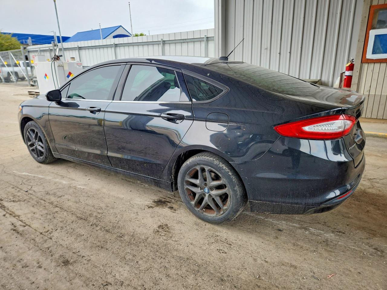 2013 FORD FUSION SE photo 4
