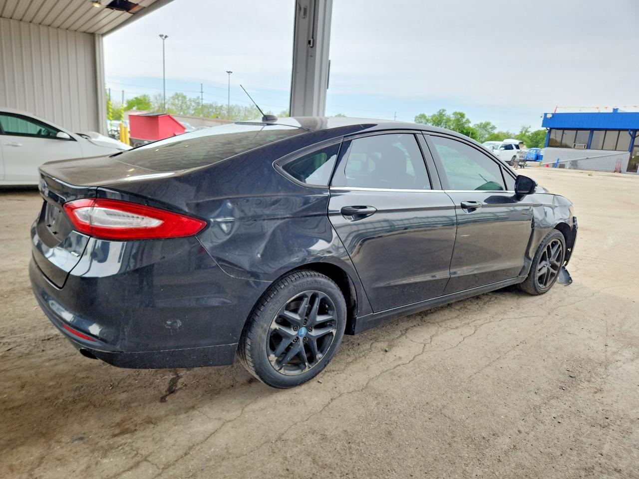 2013 FORD FUSION SE photo 7