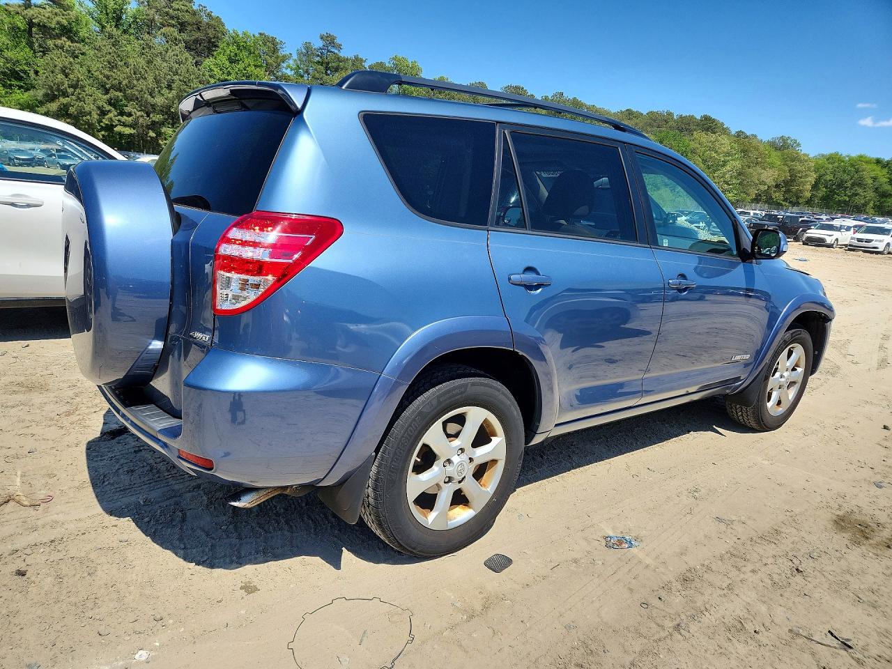 2010 TOYOTA RAV4 LIMITED photo 5