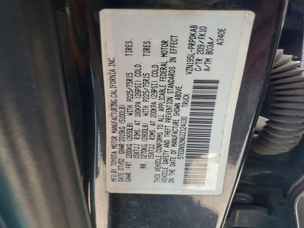 2002 TOYOTA TACOMA photo 34