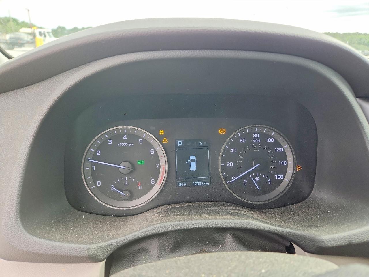 2017 HYUNDAI TUCSON SE photo 25