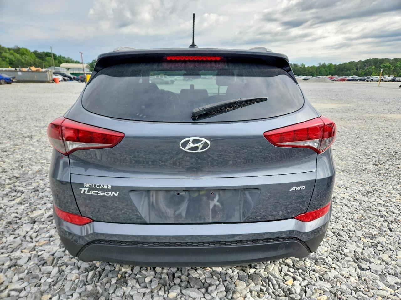 2017 HYUNDAI TUCSON SE photo 16