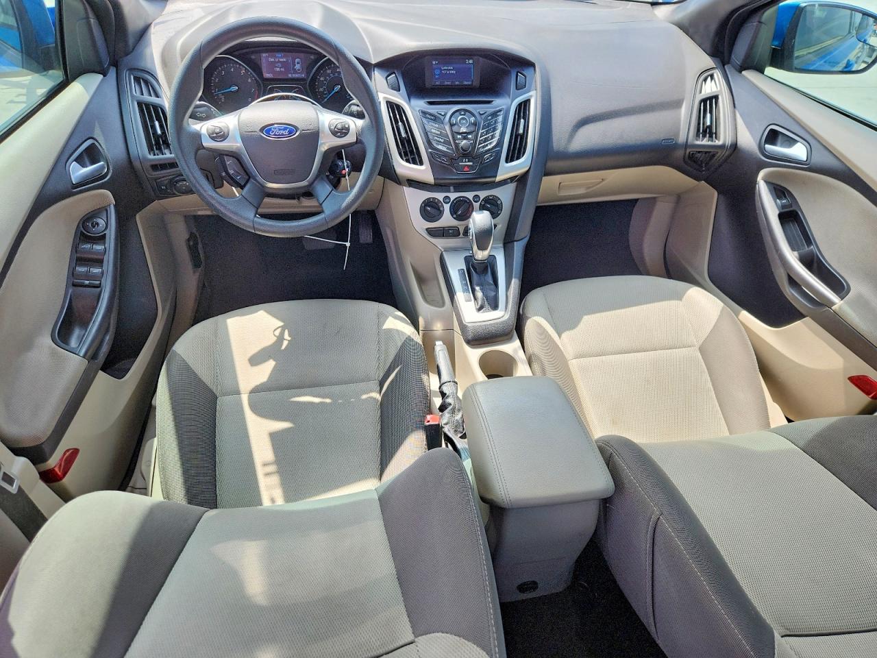 2014 FORD FOCUS SE photo 15
