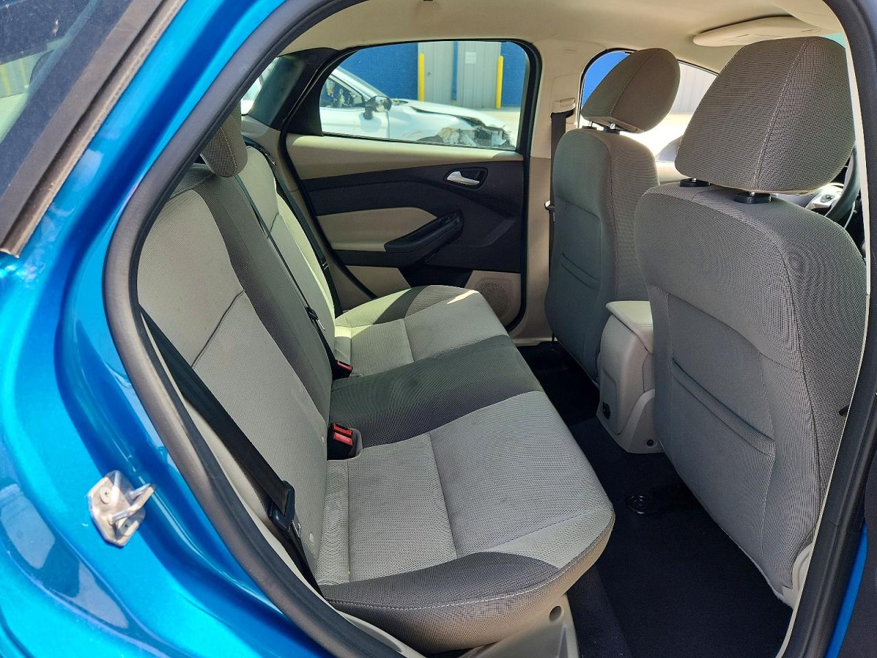 2014 FORD FOCUS SE photo 19