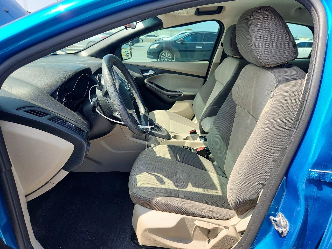 2014 FORD FOCUS SE photo 13