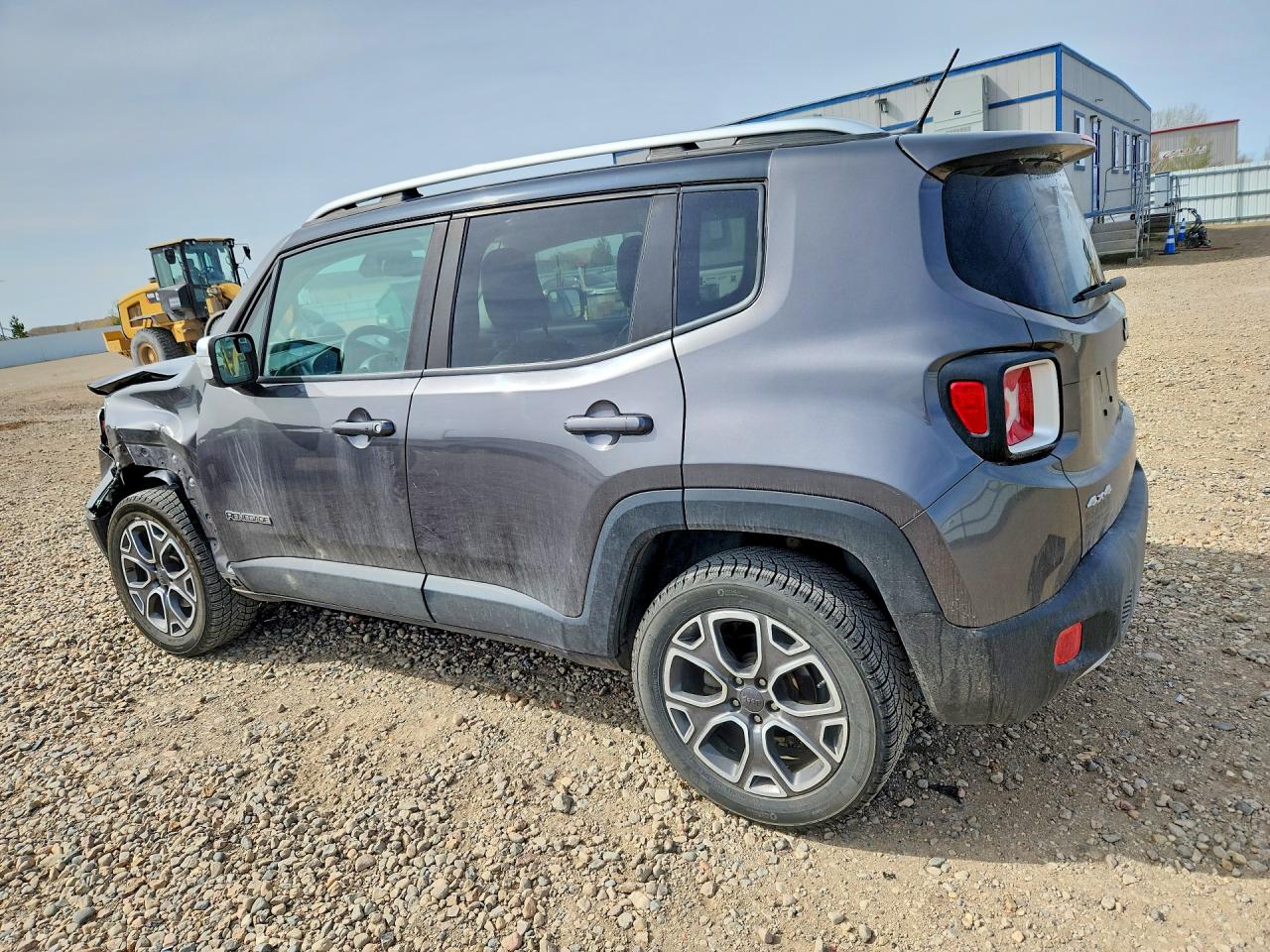 2017 JEEP RENEGADE LIMITED photo 4