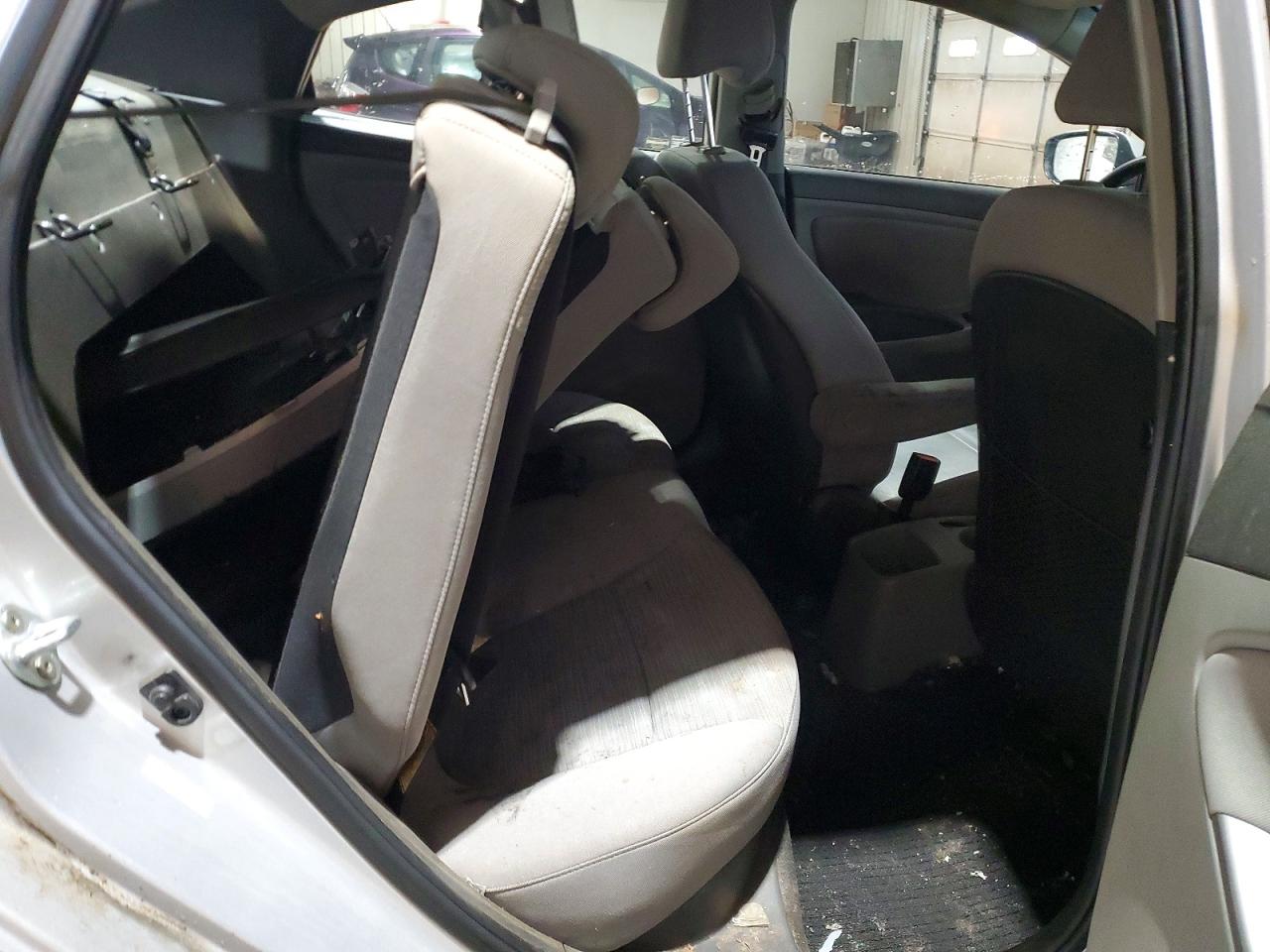 2016 HYUNDAI ACCENT SE photo 19