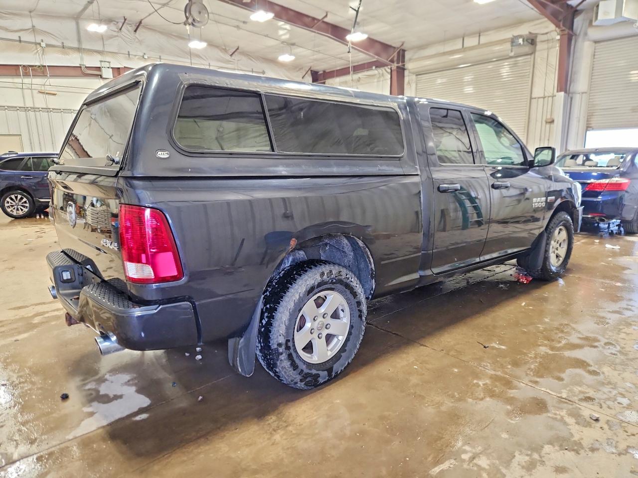 2014 RAM 1500 ST photo 5