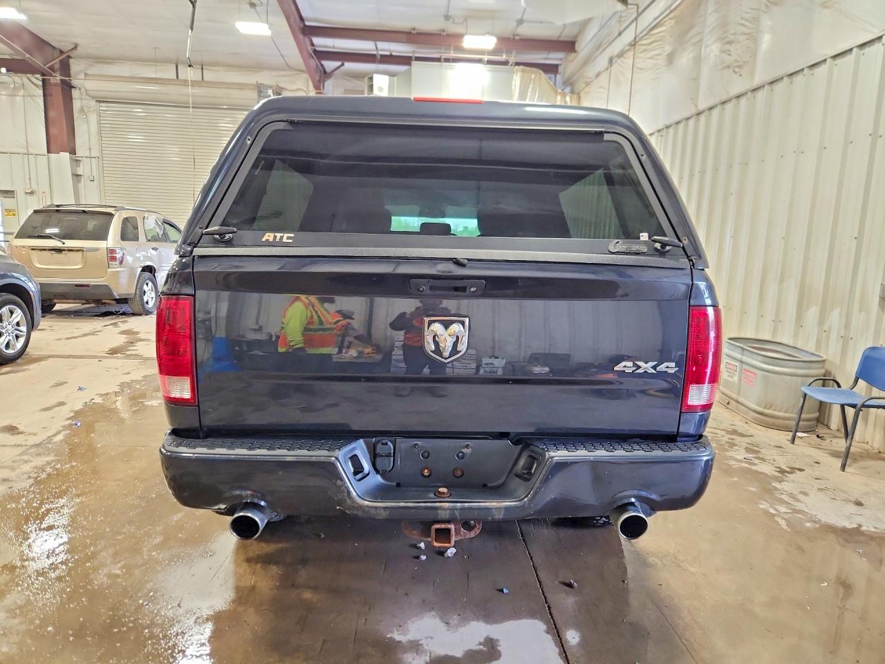 2014 RAM 1500 ST photo 11