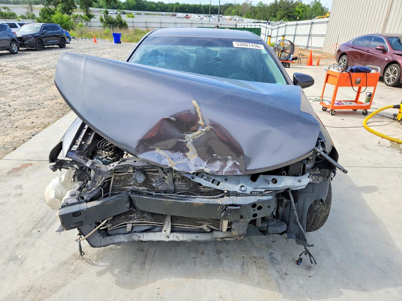 2014 TOYOTA CAMRY L photo 5