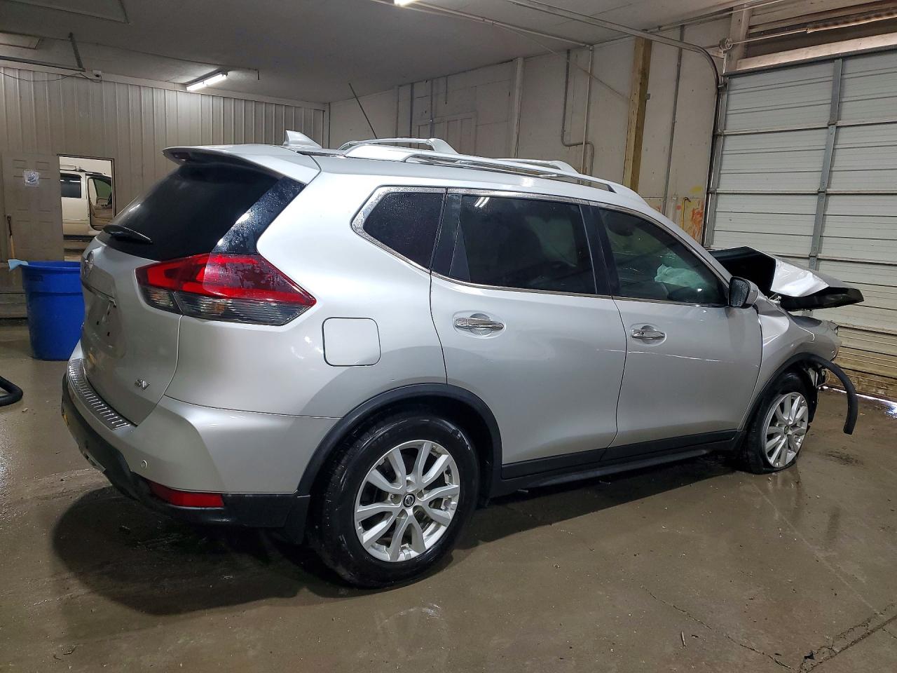2019 NISSAN ROGUE SV photo 7