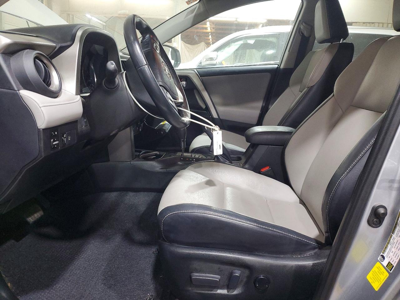 2017 TOYOTA RAV4 LIMITED photo 13