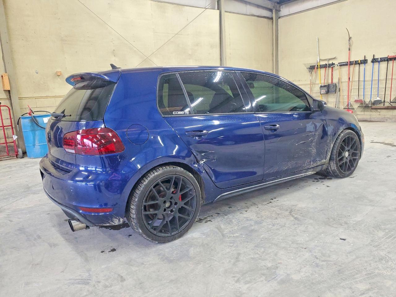 2012 VOLKSWAGEN GTI photo 5