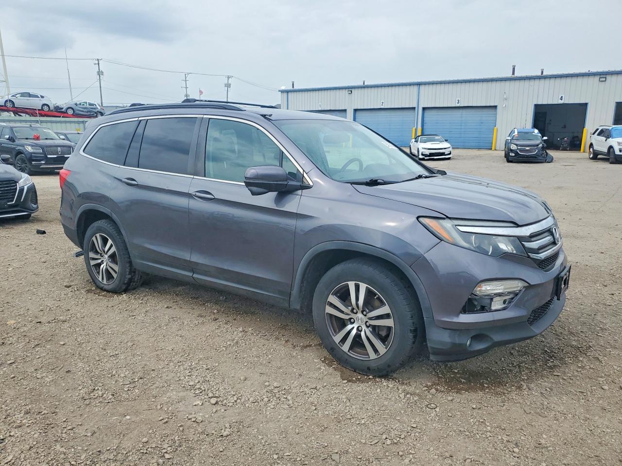 2016 HONDA PILOT EXL photo 4