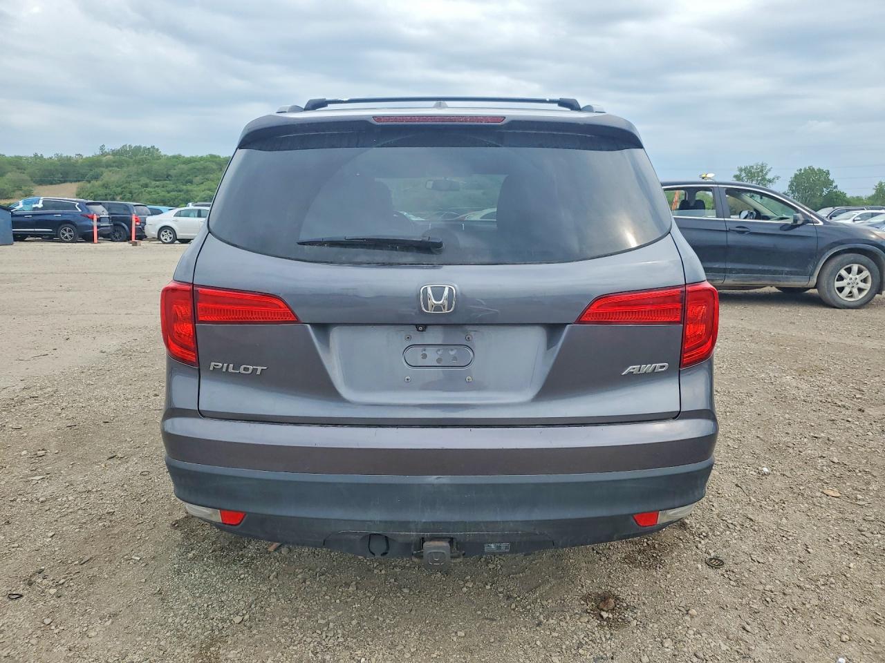 2016 HONDA PILOT EXL photo 6