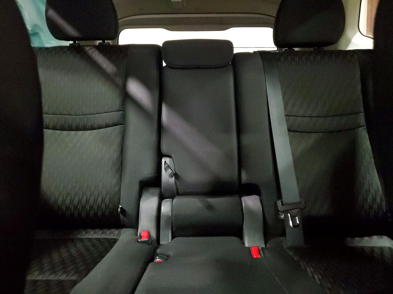 2018 NISSAN ROGUE SV photo 10