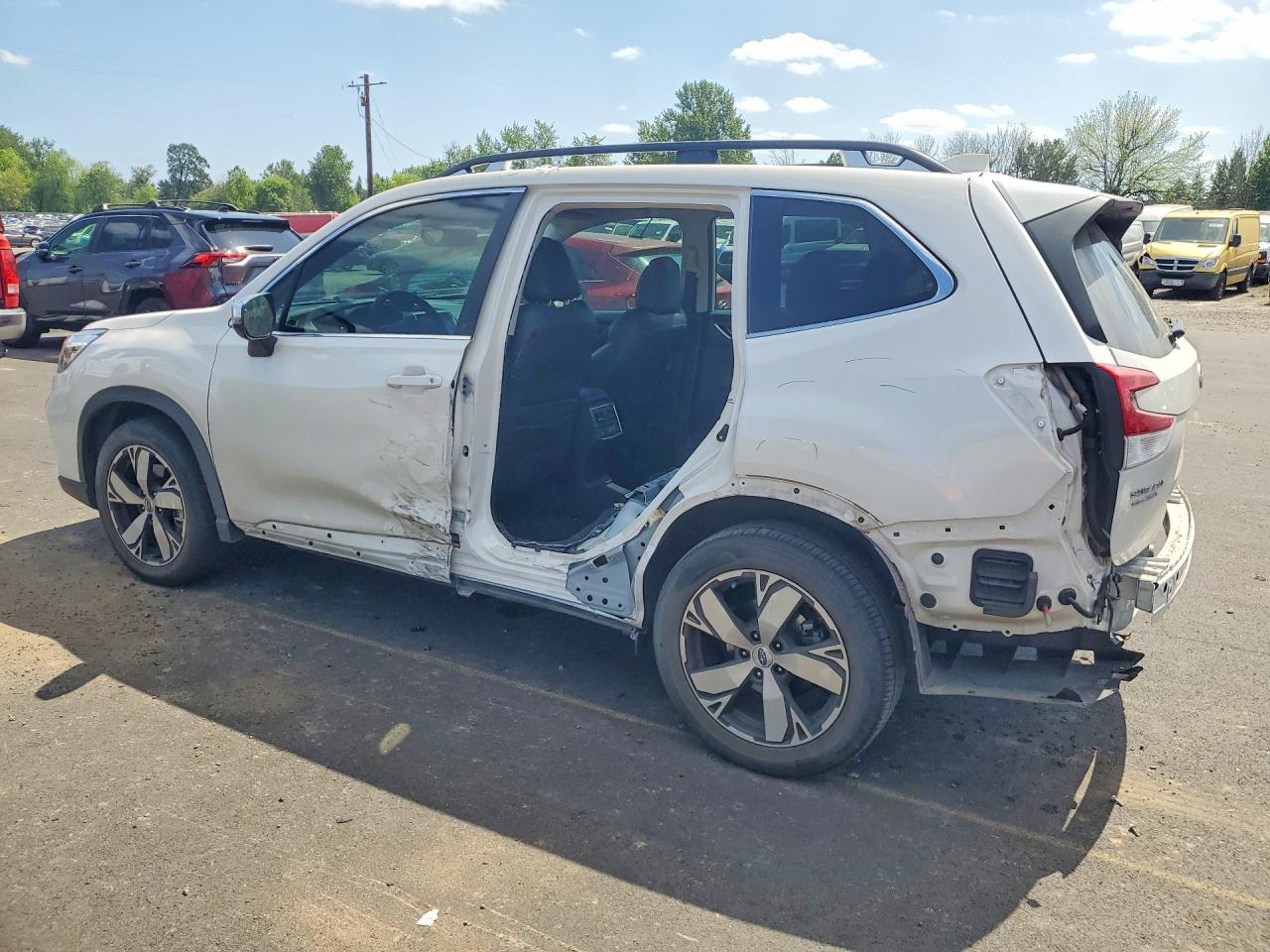 2020 SUBARU FORESTER TOURING photo 2