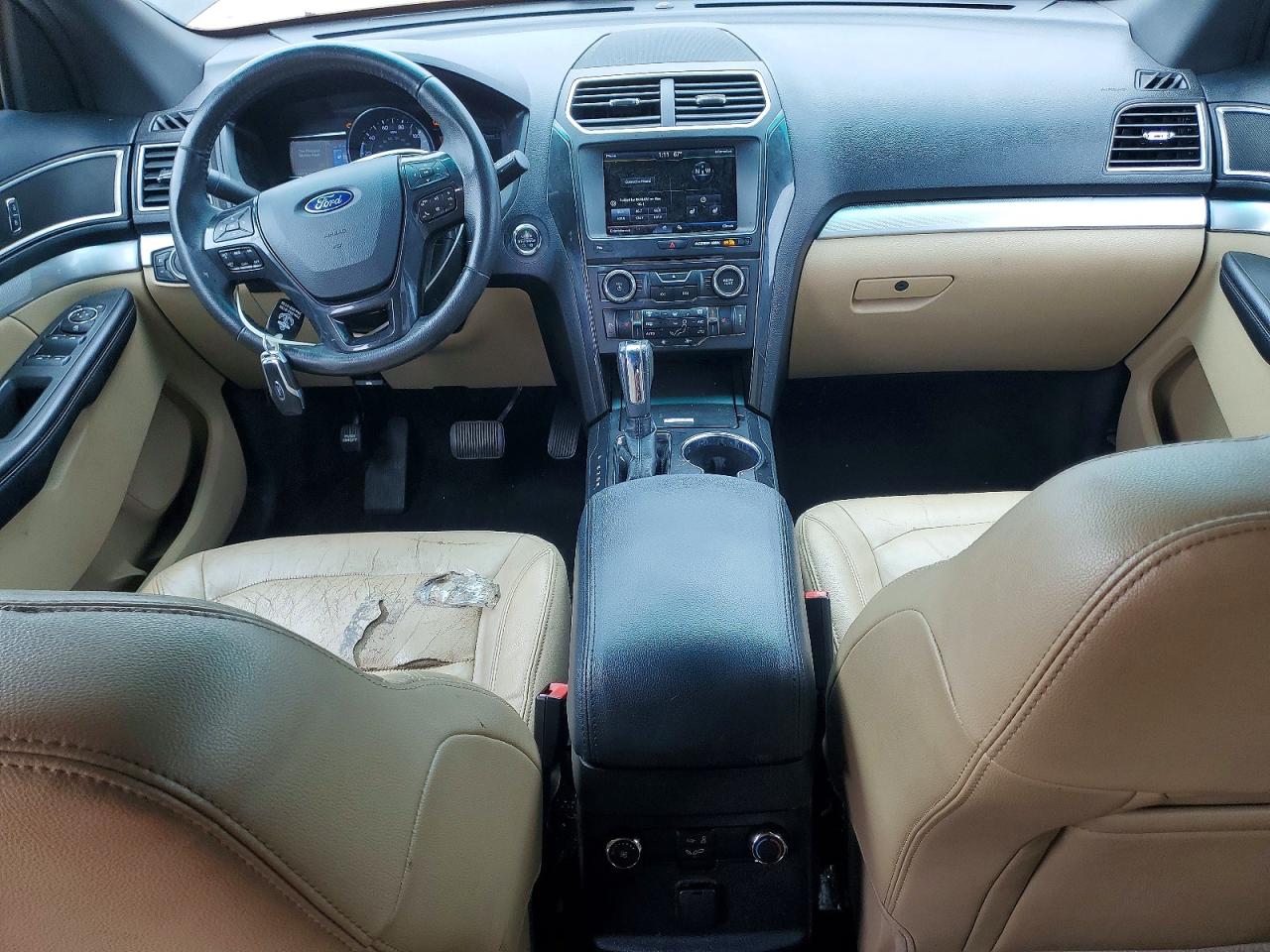 2016 FORD EXPLORER XLT photo 22