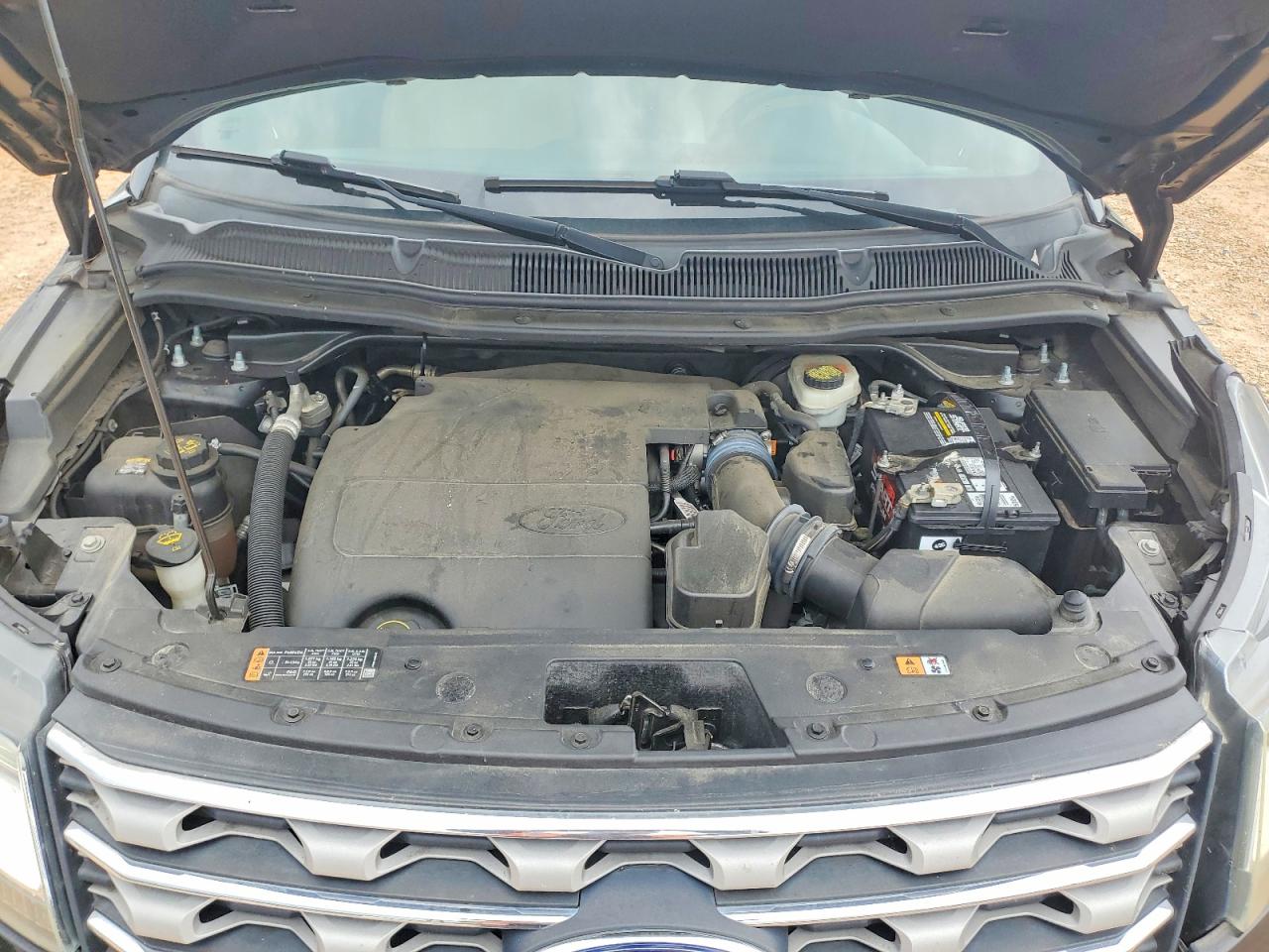 2016 FORD EXPLORER XLT photo 34