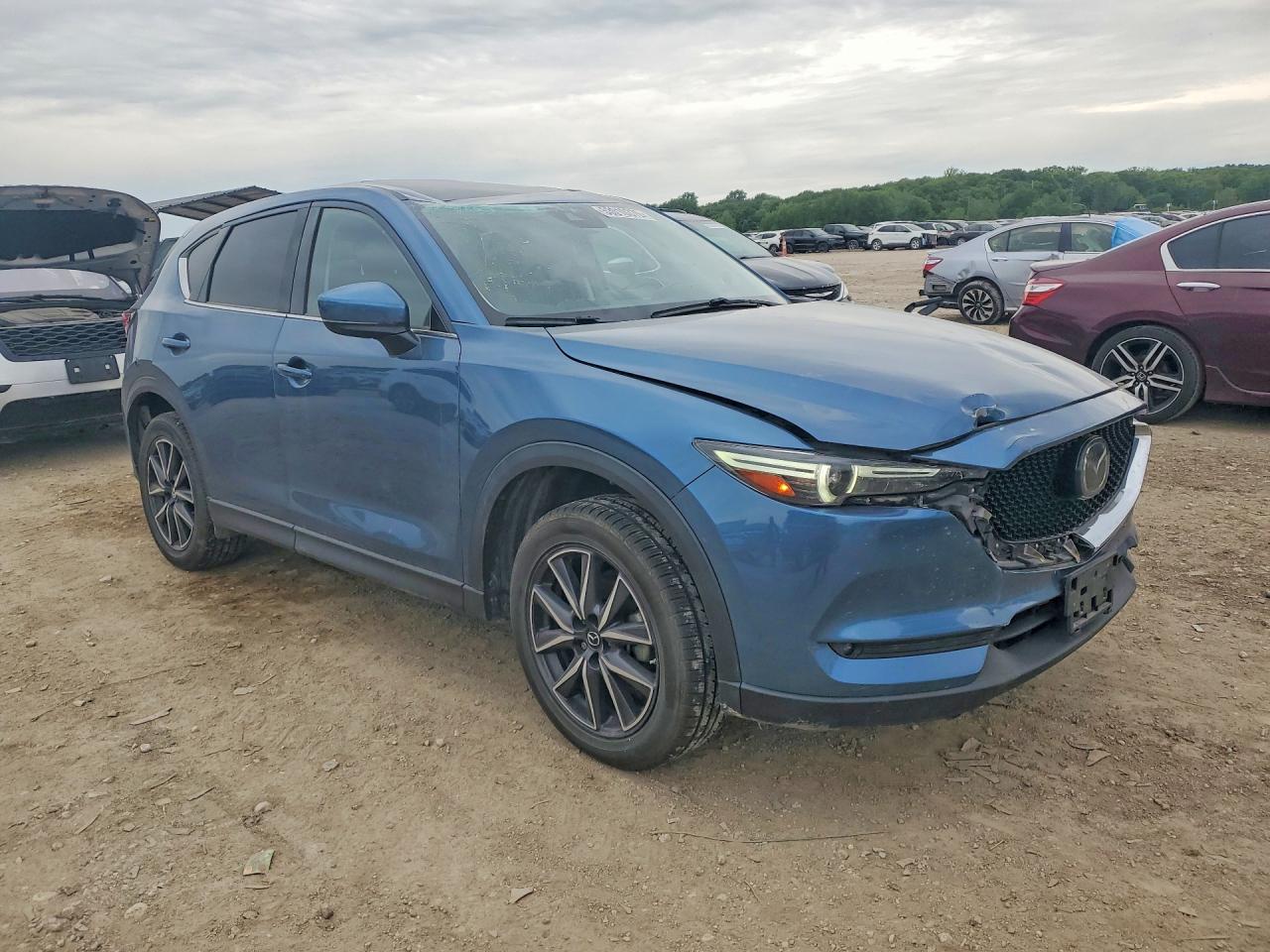 2017 MAZDA CX-5 GRAND TOURING photo 4