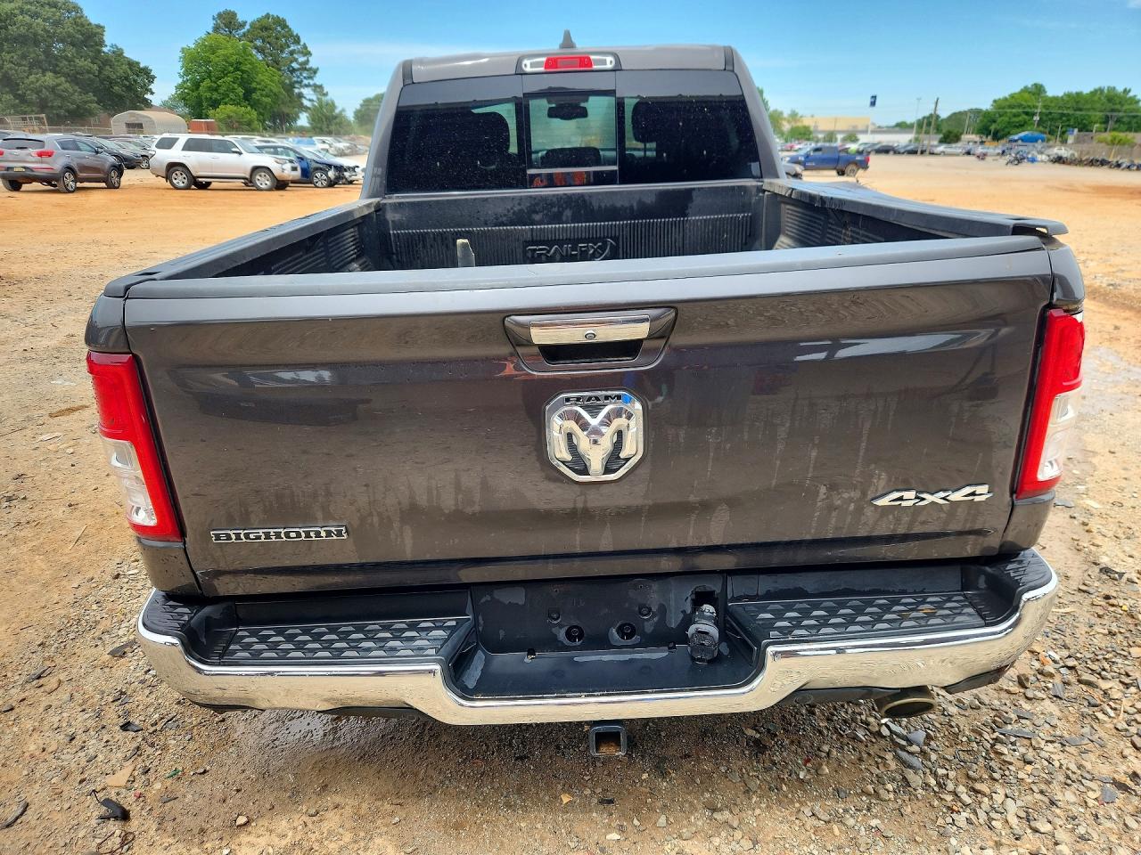 2019 RAM 1500 BIG HORN photo 16