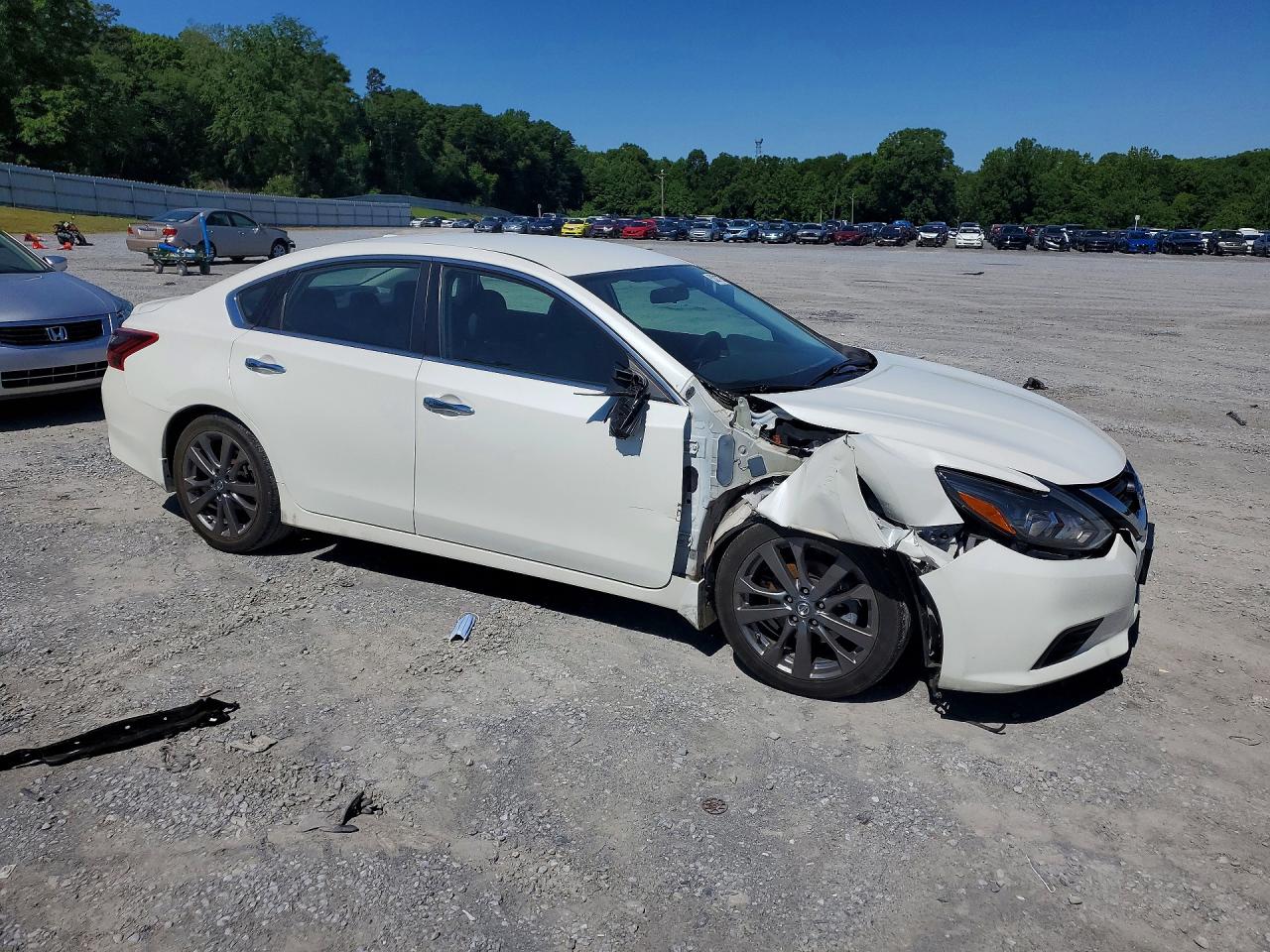 2018 NISSAN ALTIMA 2.5 SR photo 10
