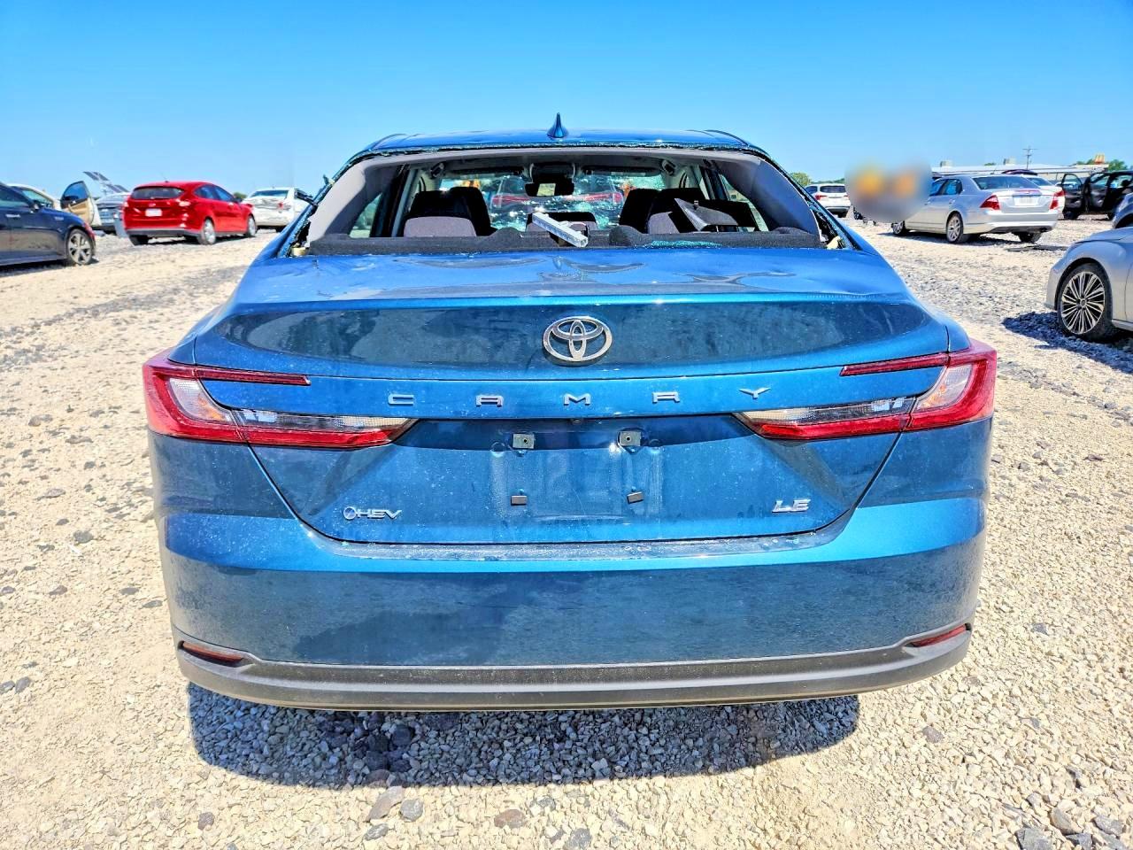 2026 TOYOTA CAMRY LE photo 11