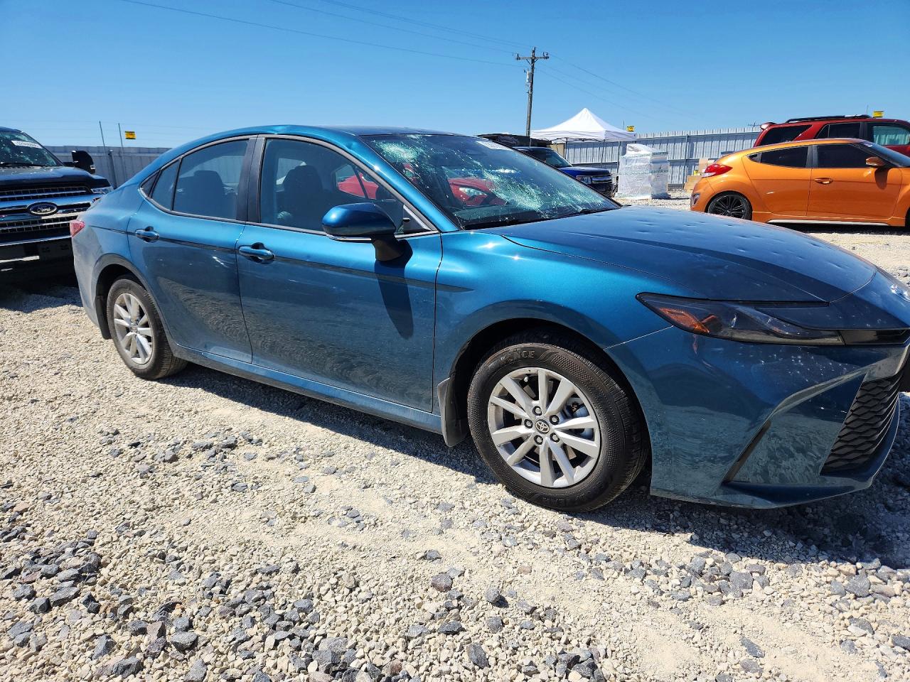 2026 TOYOTA CAMRY LE photo 7