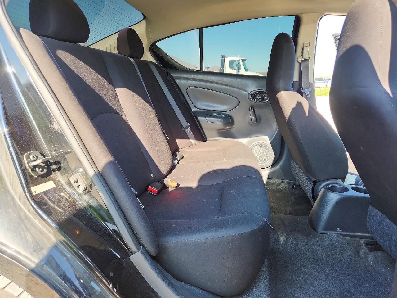 2014 NISSAN VERSA 1.6 S photo 19