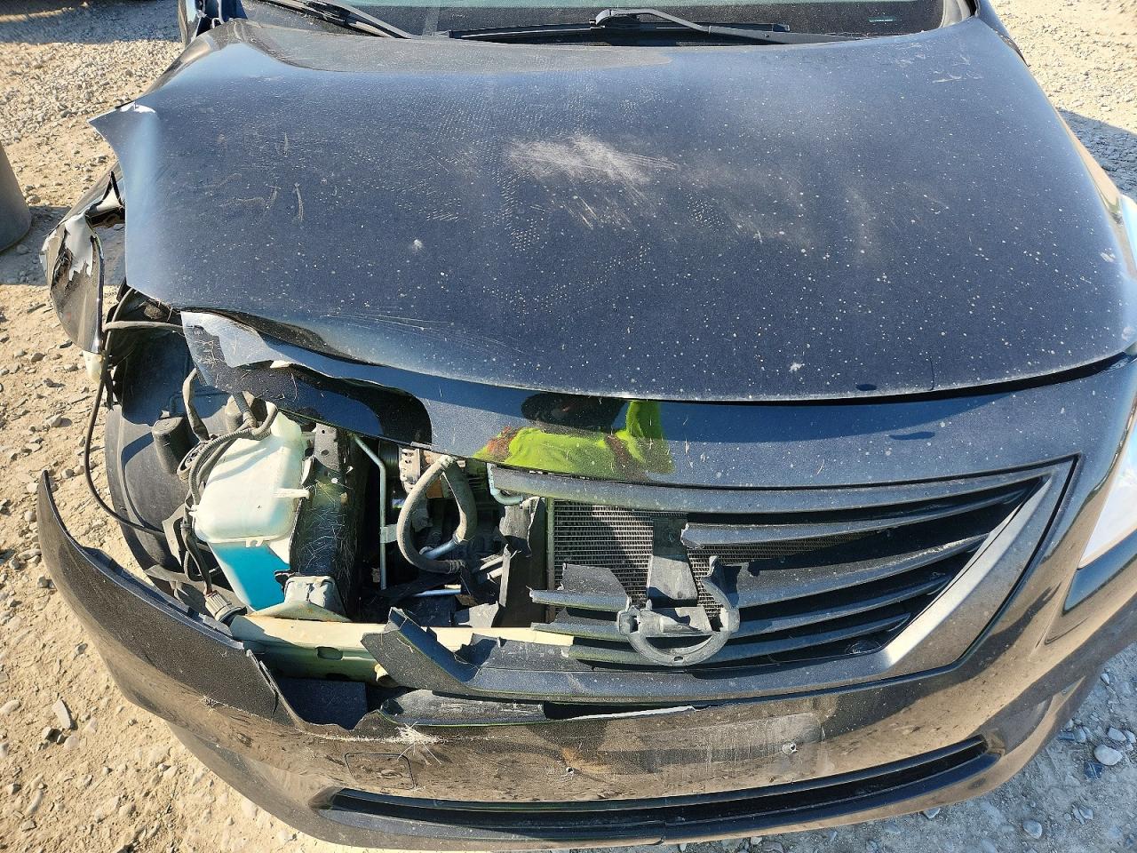 2014 NISSAN VERSA 1.6 S photo 21