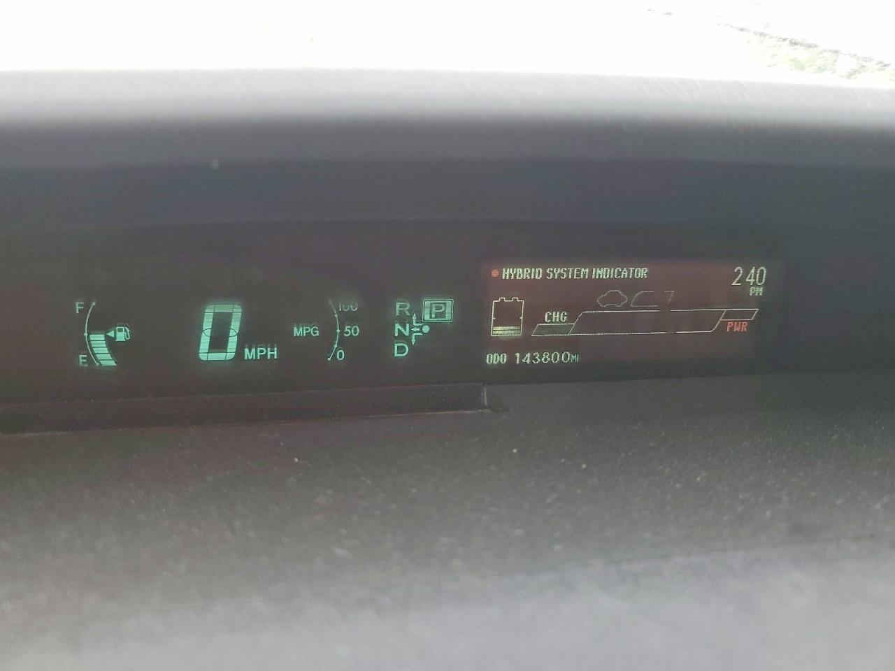 2014 TOYOTA PRIUS THREE photo 17