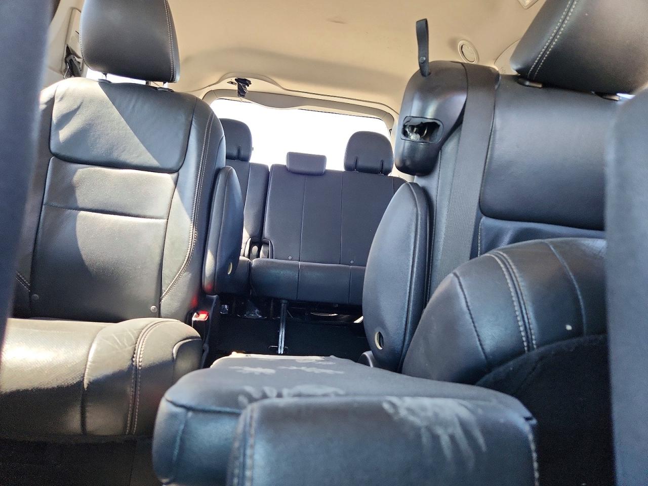 2015 TOYOTA SIENNA SE 8-PASSENGER photo 28