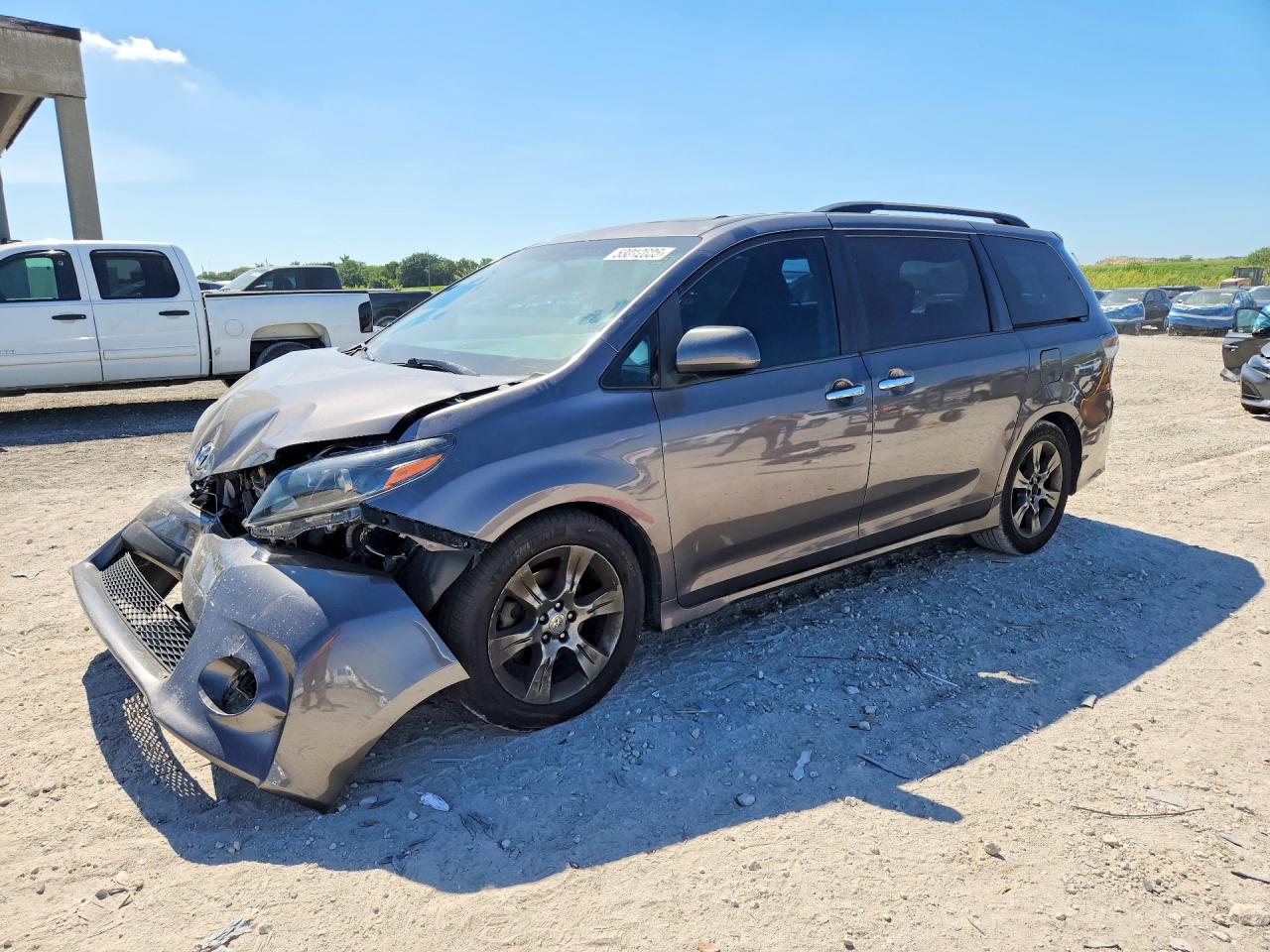 2015 TOYOTA SIENNA