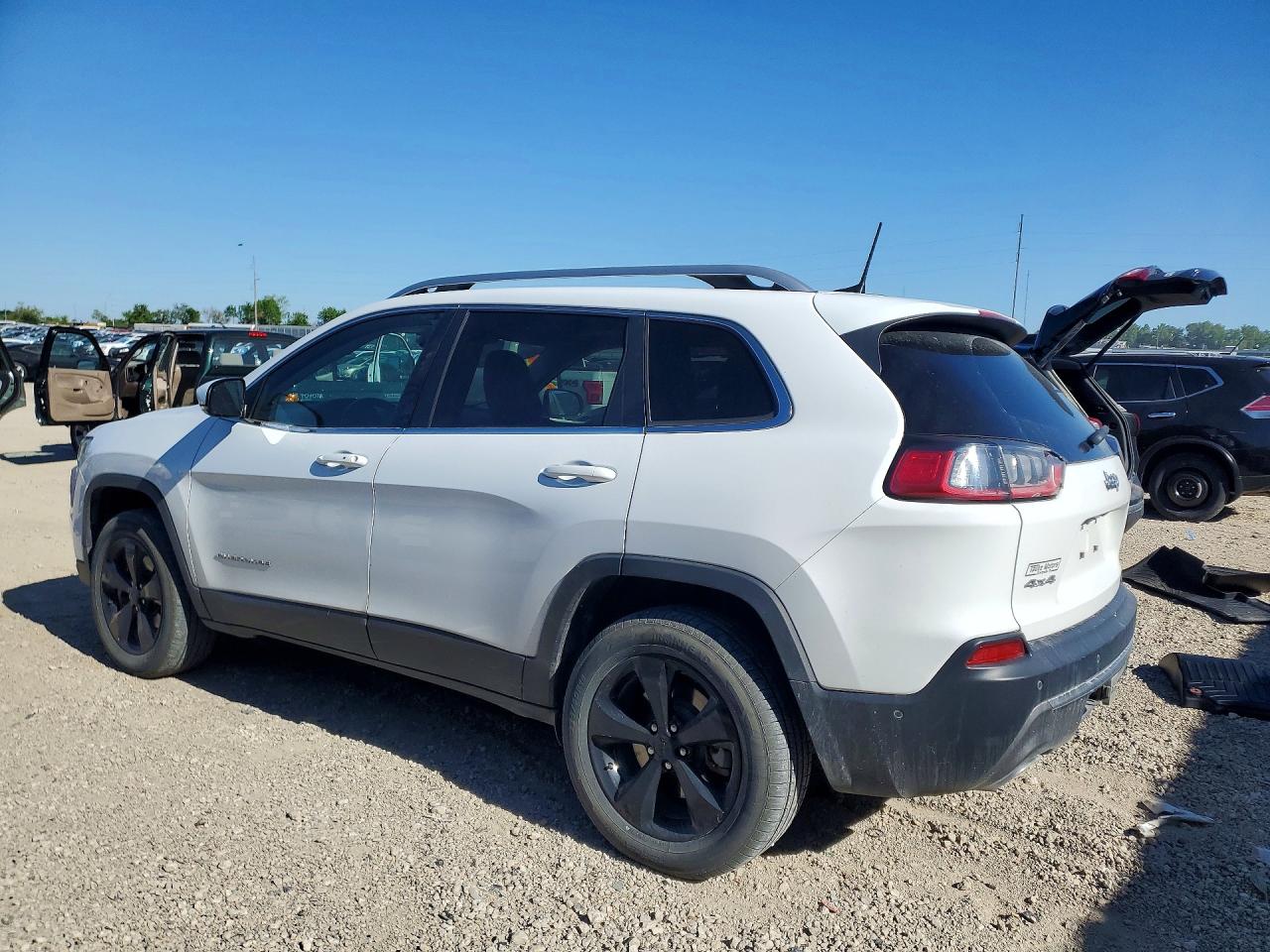 2019 JEEP CHEROKEE LIMITED photo 4