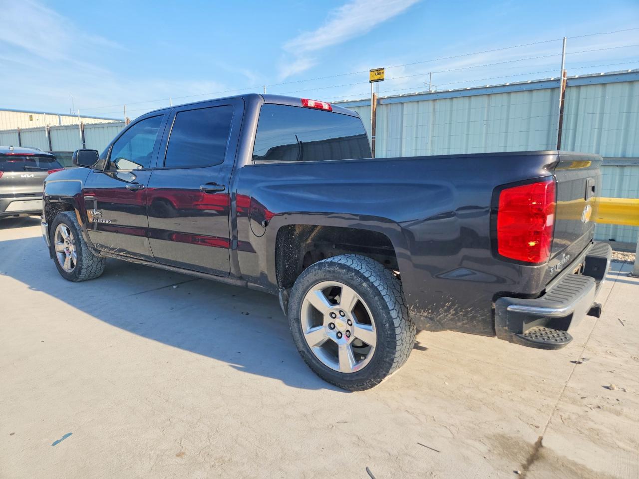 2014 CHEVROLET SILVERADO C1500 LT photo 3