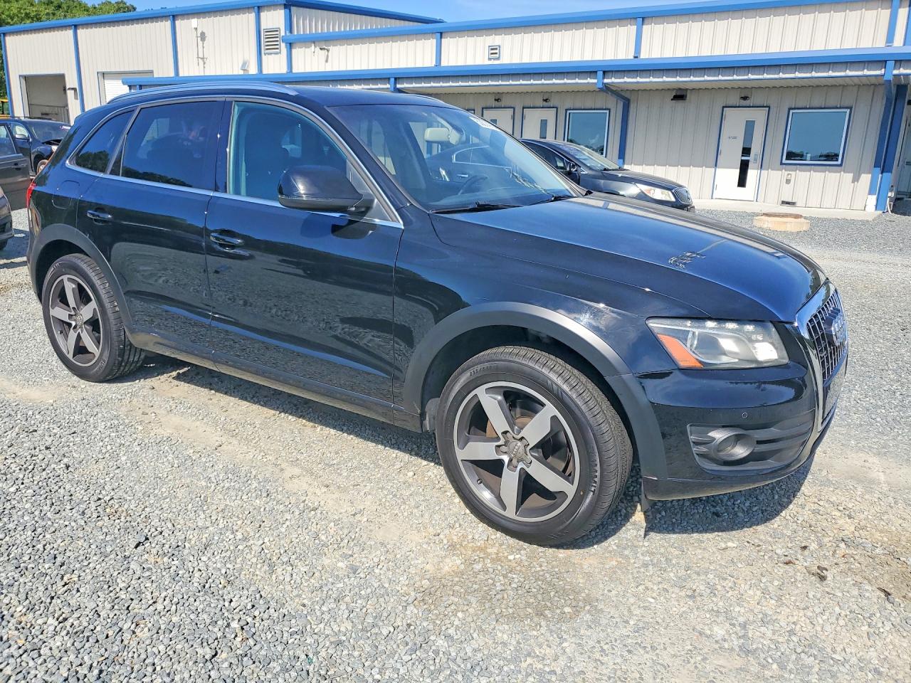 2010 AUDI Q5 PRESTIGE photo 7