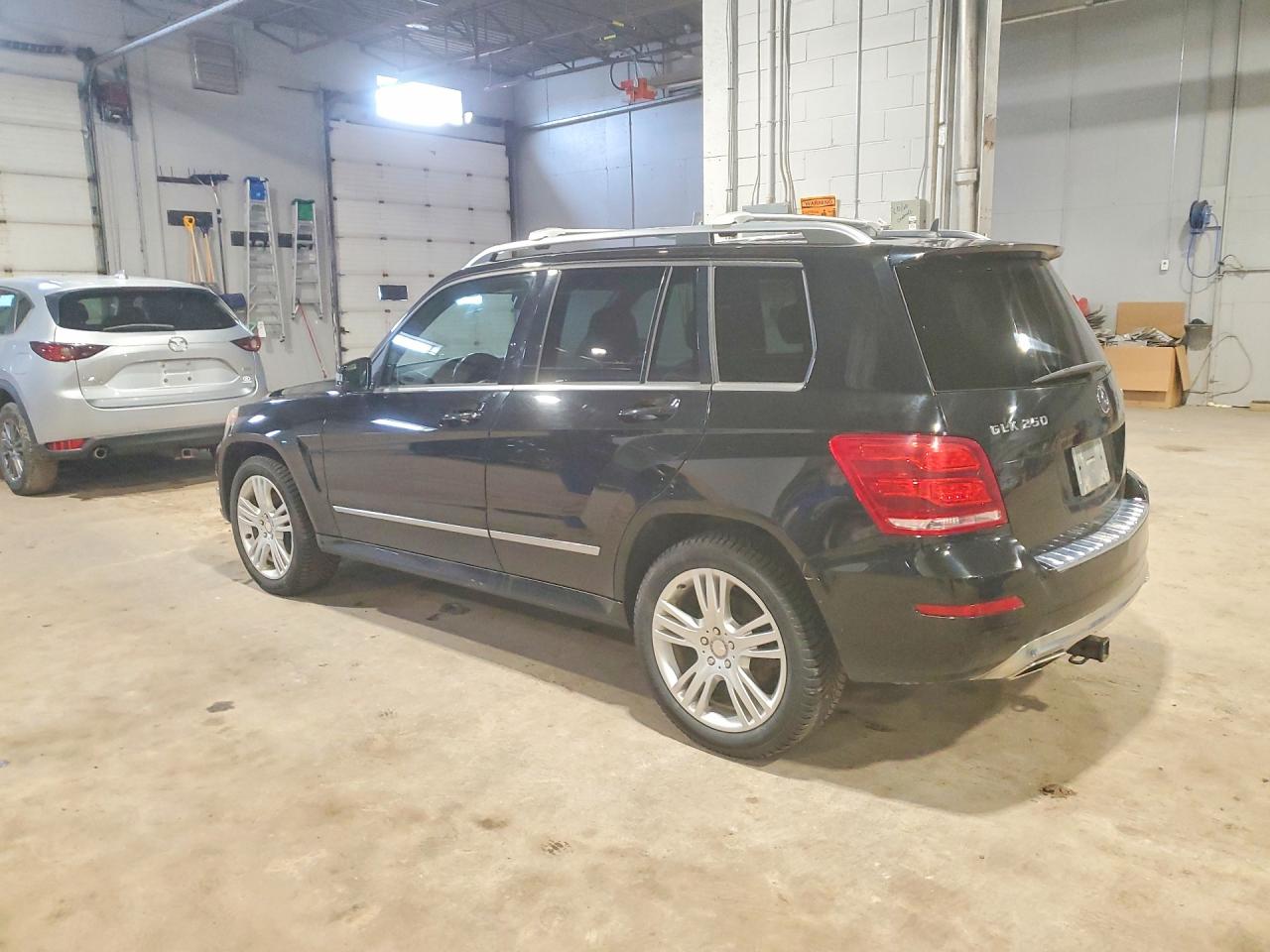 2015 MERCEDES-BENZ GLK 250 BLUETEC photo 3