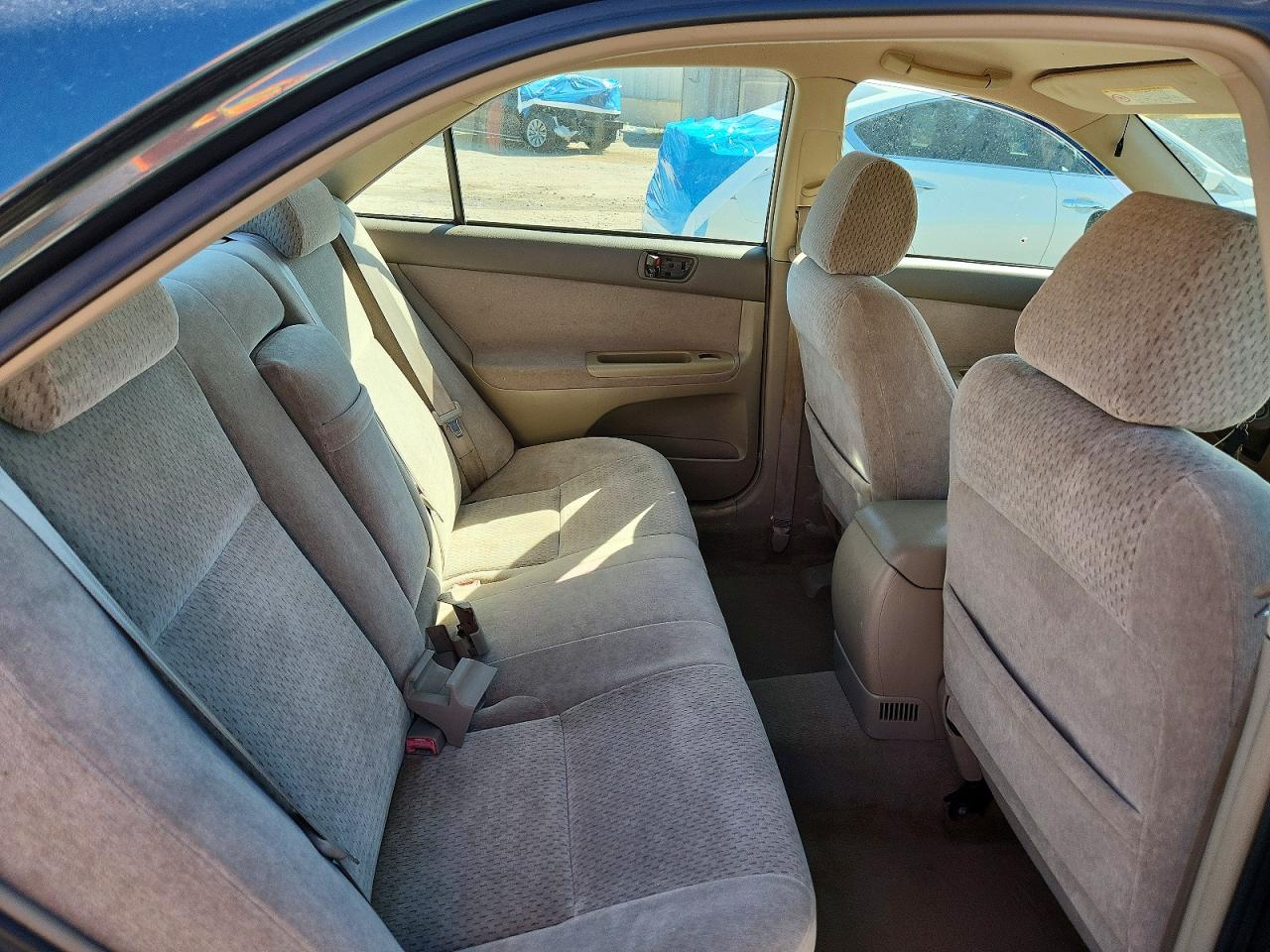 2002 TOYOTA CAMRY LE photo 28