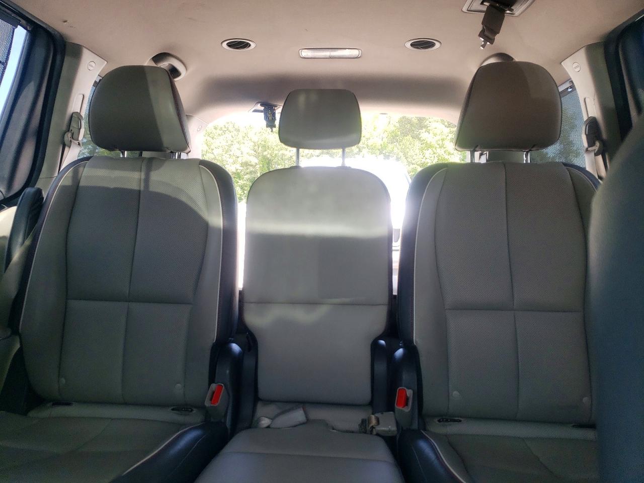 2018 KIA SEDONA LX photo 19