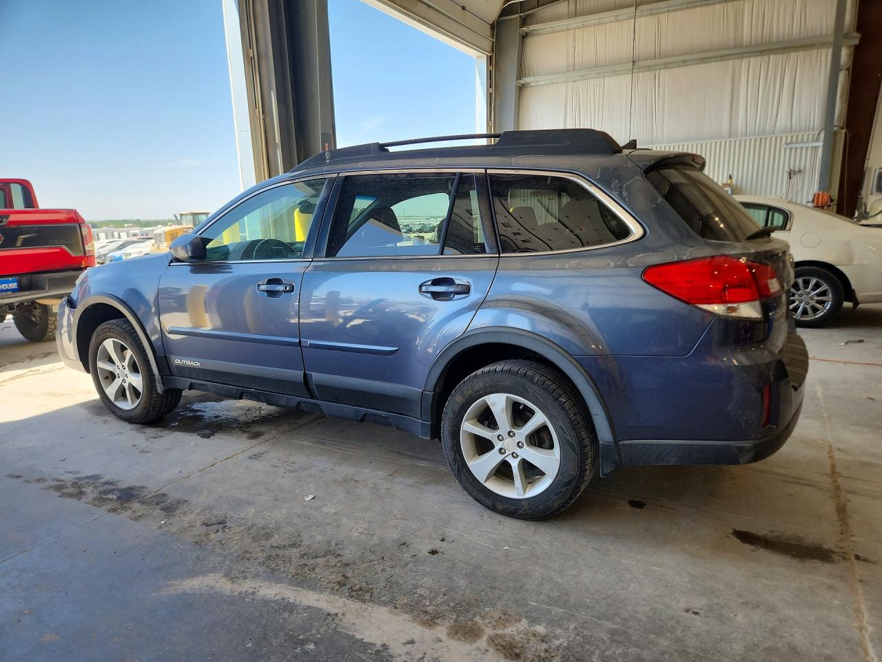 2014 SUBARU OUTBACK 2.5I PREMIUM photo 3