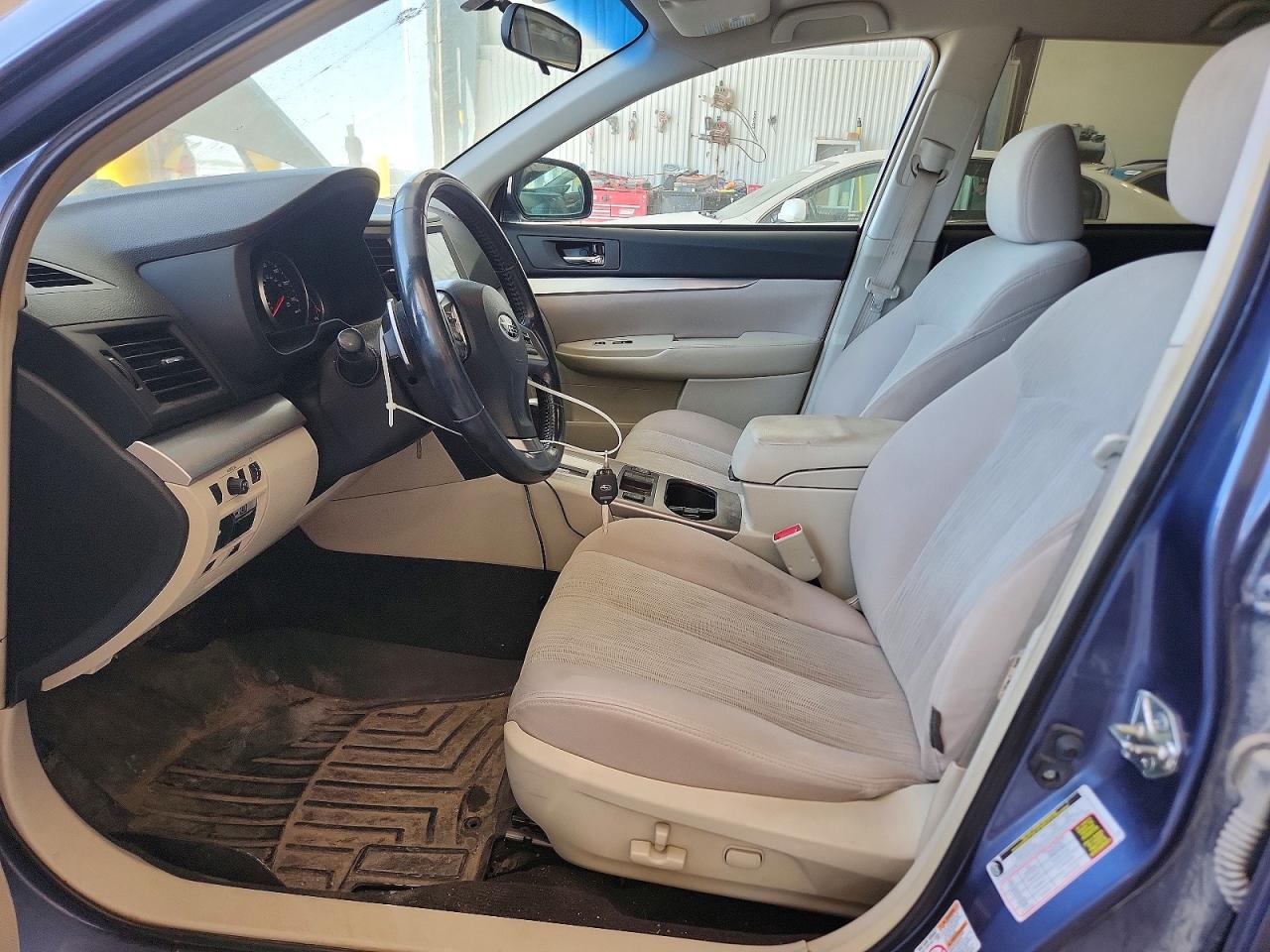 2014 SUBARU OUTBACK 2.5I PREMIUM photo 13