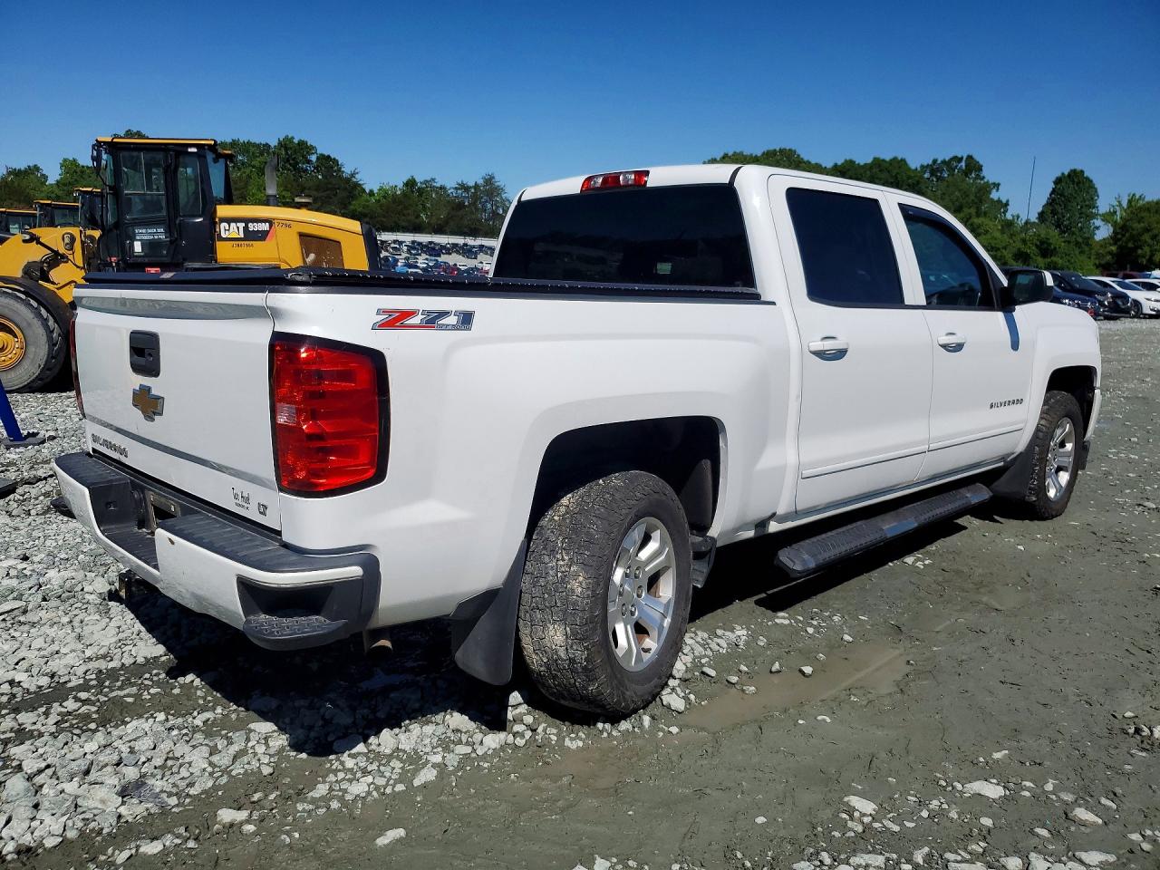 2017 CHEVROLET SILVERADO K1500 LT photo 7