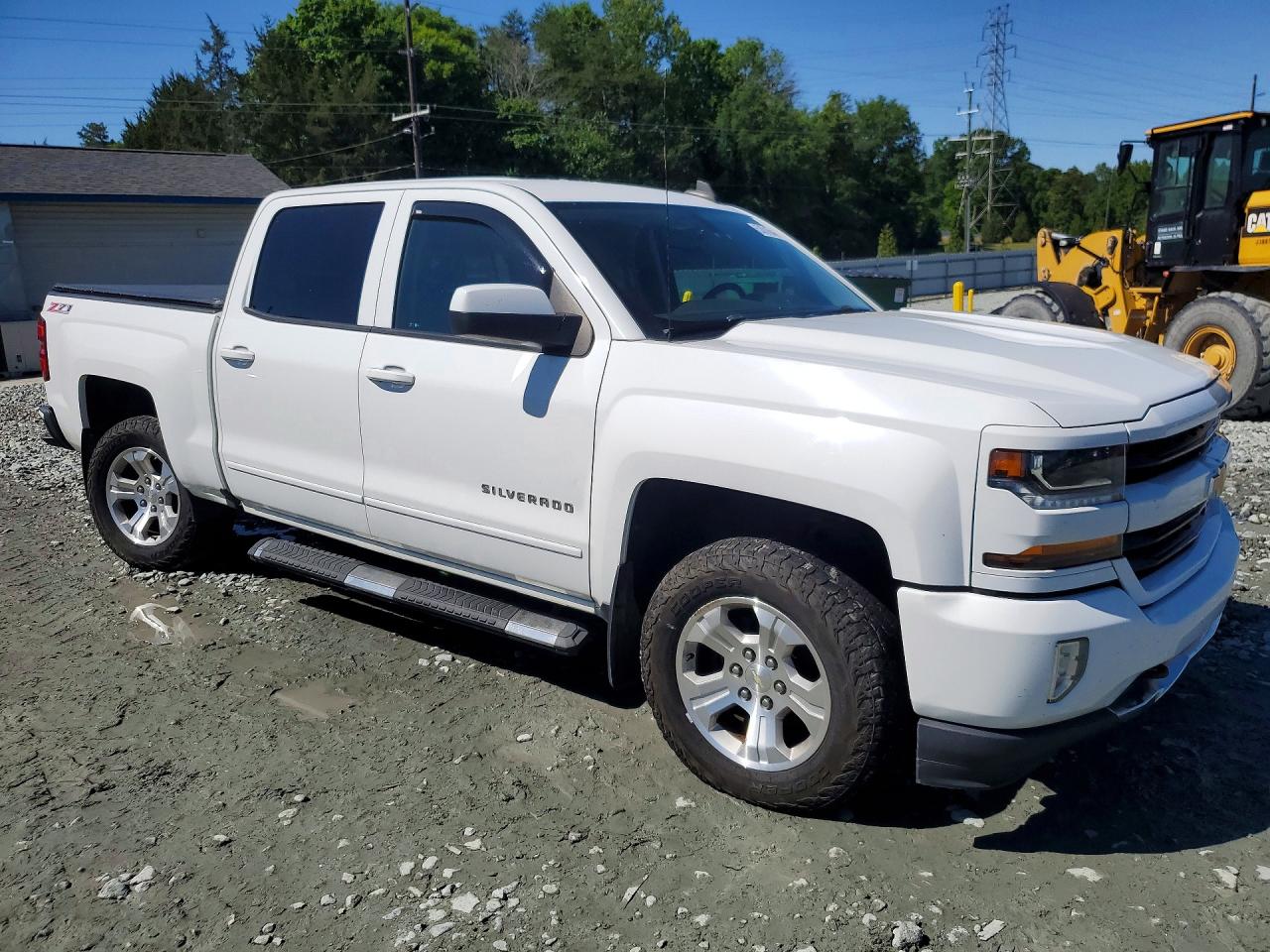2017 CHEVROLET SILVERADO K1500 LT photo 10