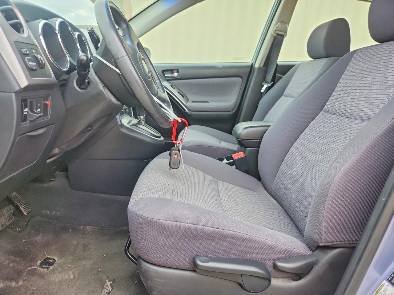 2006 TOYOTA COROLLA MATRIX XR photo 19