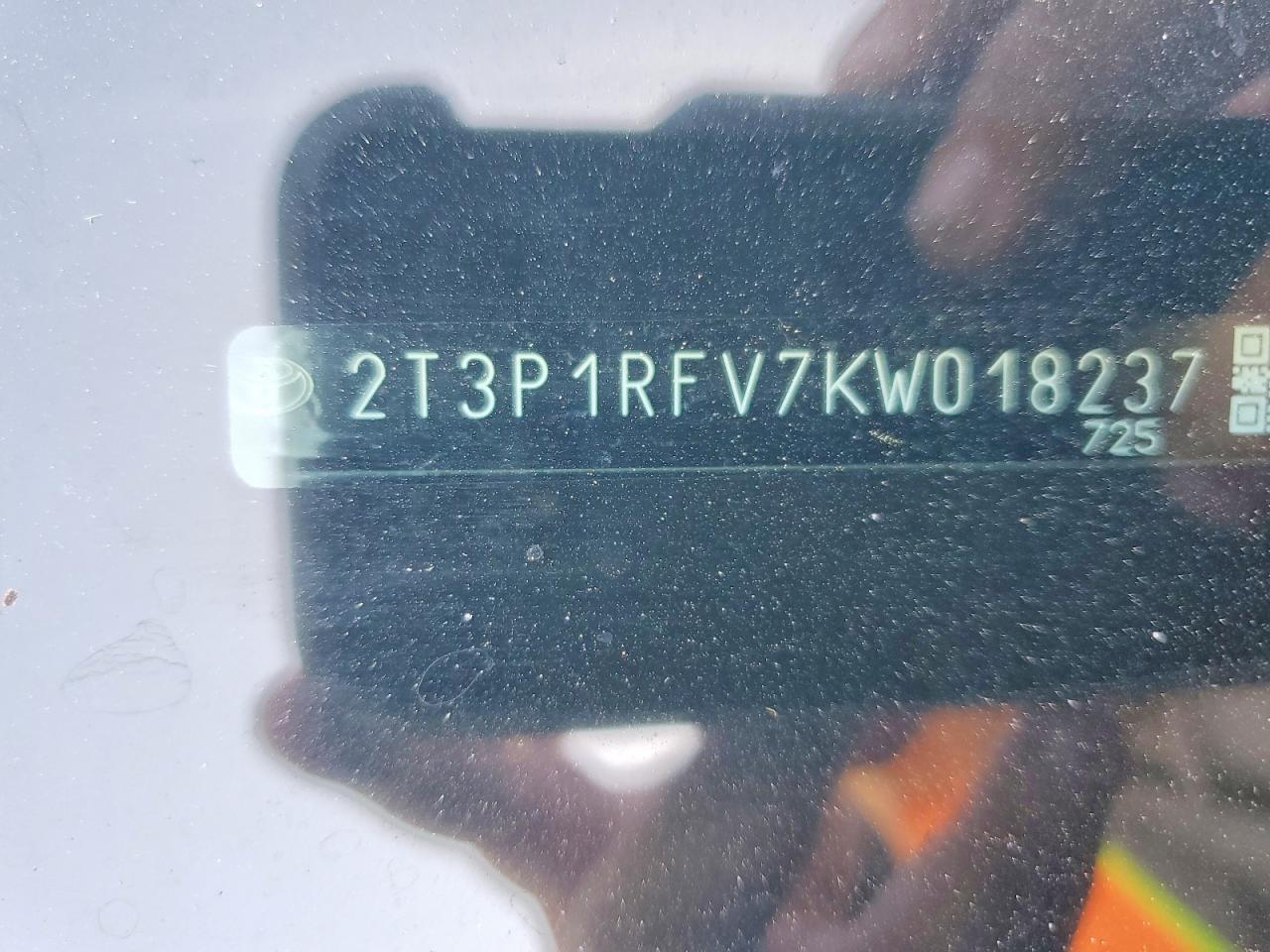 2019 TOYOTA RAV4 XLE photo 23